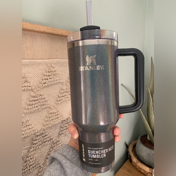 Black Midnight Stanley Cup - Picture 1 of 6